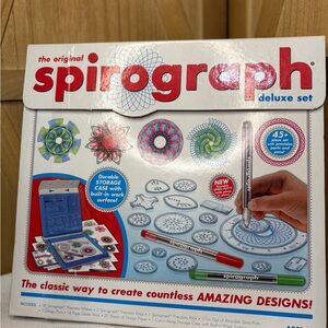 Spirograph Deluxe Set with Storage Case